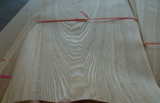 Giấy lót bằng gỗ được làm lớp lót bằng gỗ