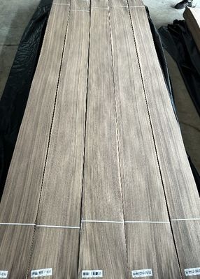 Natural American Walnut Quarter Cut Veneer Sheet với độ dày 0,2mm cho gỗ dán