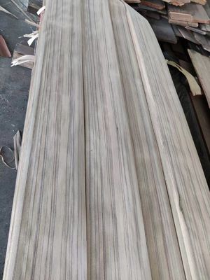 Tự nhiên cắt cắt màu sáng Paldao gỗ Quarter cắt veneer với đường đen