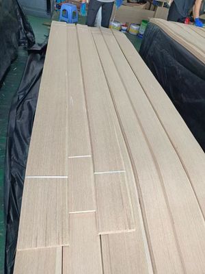 Bảng veneer cắt một phần tư gỗ sồi trắng Mỹ với độ dày 0,5 mm cho gỗ dán