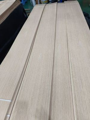 Bảng veneer cắt một phần tư gỗ sồi trắng Mỹ với độ dày 0,5 mm cho gỗ dán