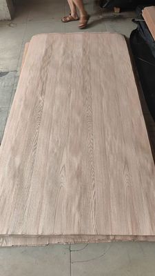Bảng veneer cắt cắt màu đỏ của Mỹ phù hợp
