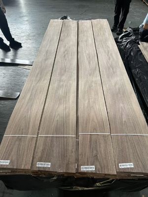 Chất lượng cao Hoa Kỳ Walnut Crown Cut / đơn giản cắt veneer cho trang trí khách sạn
