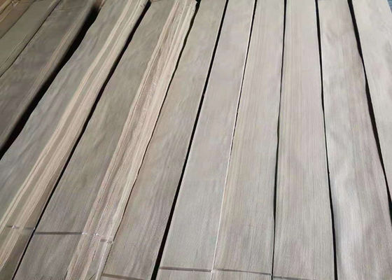 Natural Russia White Ash Wood Veneer Ván ép Crown Cut cho đồ nội thất