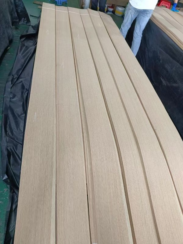 Bảng veneer cắt một phần tư gỗ sồi trắng Mỹ với độ dày 0,5 mm cho gỗ dán