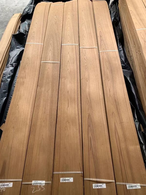 Teak Crown Crown Cut Tấm veneer tự nhiên để trang trí khách sạn